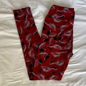 LuLaRoe Red and Black Bird Print Leggings